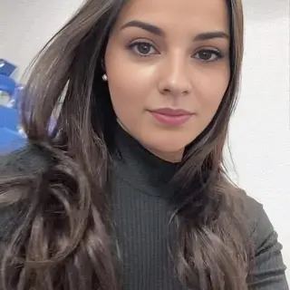 Retrato ilustrativo de Ana Clara Ribeiro